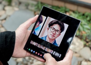 Galaxy AI thật sự hữu dụng, mở ra kỷ nguyên tối ưu hóa mới cho dòng điện thoại gập của Samsung