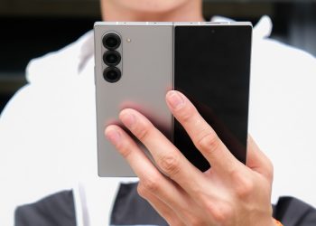 Galaxy Z Fold6 và Z Flip6: Thế hệ điện thoại gập dẫn đầu xu hướng, với thiết kế mỏng nhẹ và bền bỉ ấn tượng nhất từ trước đến nay