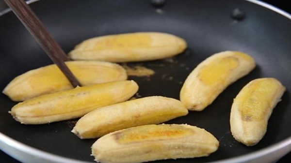 A close-up of food in a pan

Description automatically generated