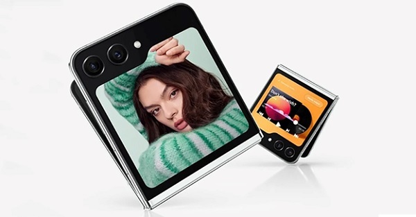 A cell phone with a screen

Description automatically generated