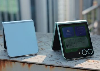 Trên tay Galaxy Z Flip6
