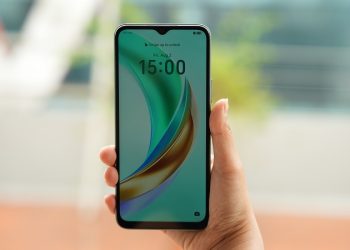 Đánh giá HONOR X6b: Thiết kế đẹp, camera AI, pin 5.200mAh