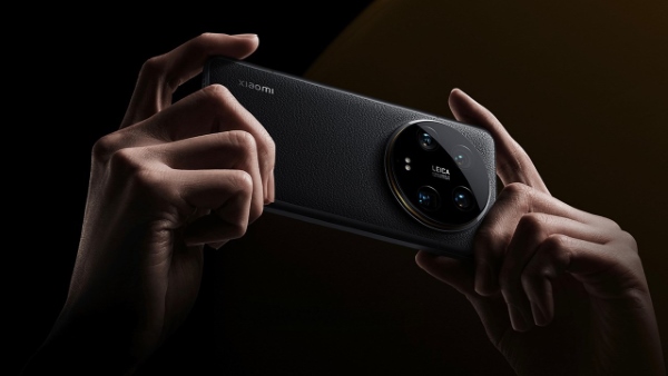 Xiaomi 14 Ultra với thiết kế màu đen sang trọng