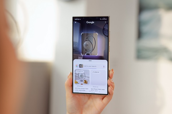 A phone on the ground
Description automatically generated