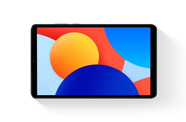 A hand holding a tablet
Description automatically generated