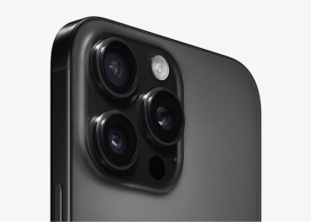iPhone 16 Pro Max màu đen - Màu sắc truyền thống nhưng vẫn có điểm nhấn thú vị!