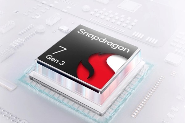 A close-up of a chip
Description automatically generated