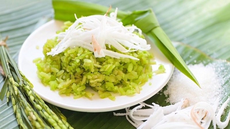 Mách bạn cách nấu xôi cốm khô bằng nồi cơm điện cực thơm ngon mà lại dễ làm
