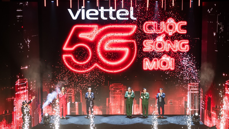 Viettel khai trương mạng 5G đầu tiên tại Việt Nam và kỷ niệm 20 năm kinh doanh dịch vụ di động