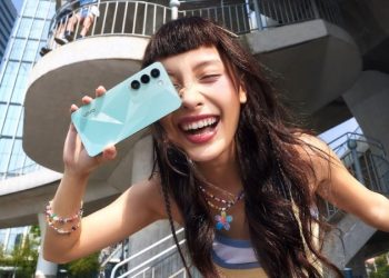 Vivo Y100 ra mắt