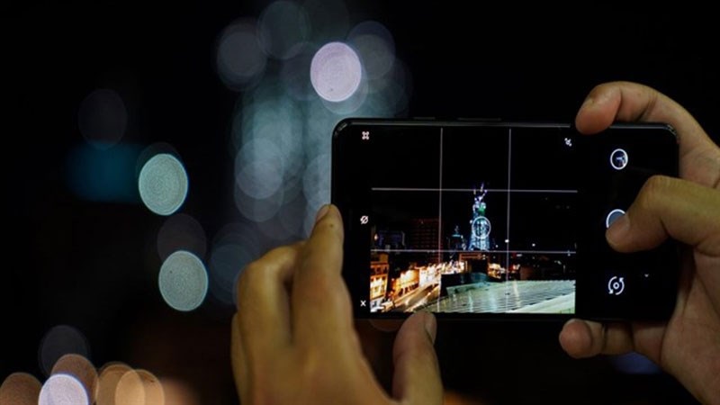 Cách bật khung lưới camera iPhone hỗ trợ chụp ảnh
