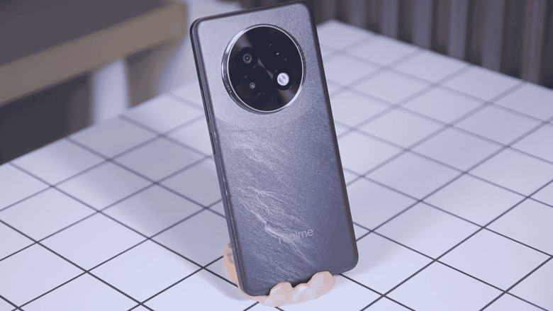 Đánh giá realme 13+ 5G: Thiết kế thanh lịch, màn hình vượt trội, camera đỉnh cao, hiệu năng mạnh mẽ chơi game mượt mà