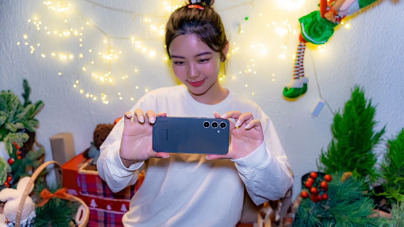 4 lý do dân du lịch, mê chụp choẹt, đu idol thì không thể bỏ qua Galaxy S24 FE
