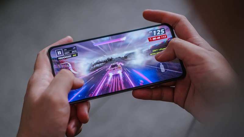 Giá bán chính thức của realme 13+ 5G và thông tin chi tiết về thiết kế, cấu hình