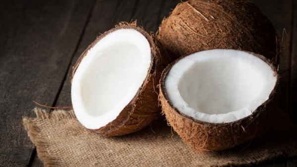 Nguyên liệu làm mứt dừa truyền thống