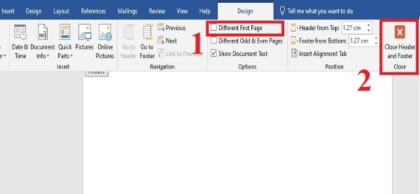 Nhấn Esc hoặc Close Header and Footer để lưu thay đổi