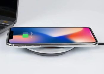 iOS 18.2 giới thiệu tính năng "Battery Intelligence": Bước tiến mới trong quản lý pin iPhone