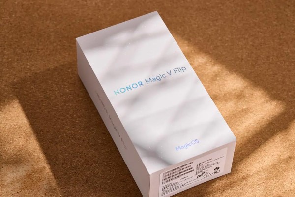 Mã Serial sẽ được in trên nhãn dán phía sau máy hoặc trên vỏ hộp sản phẩm