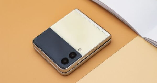 Samsung Galaxy Z Flip3 5G