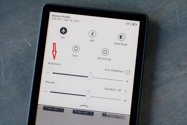 Điều chỉnh độ sáng trên Kindle rất đơn giản
