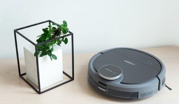 So sánh màu sắc của 2 dòng máy hút bụi Xiaomi và Ecovacs