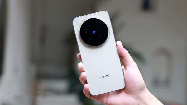 Camera chính 50MP LYT-828 hợp tác với Sony