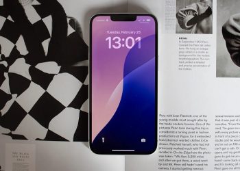 iPhone 16e có gì mới để ‘lọt vào mắt xanh’ của người dùng?