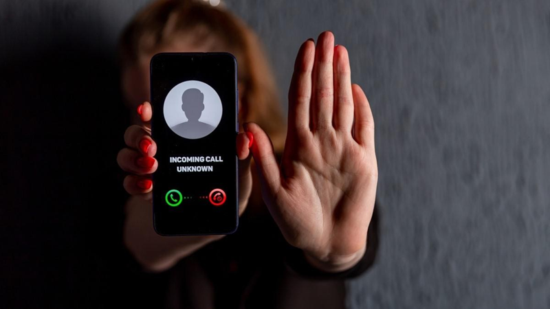 Lý do cần chặn cuộc gọi ngoài danh bạ trên iPhone