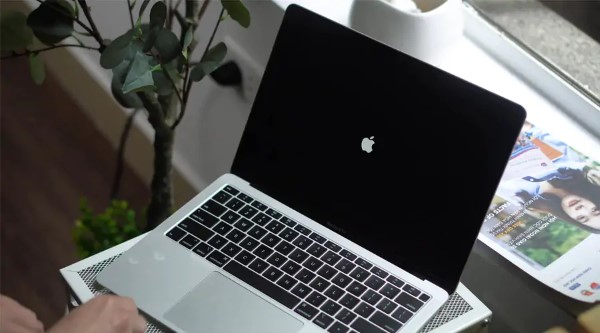 MacBook gặp tình trạng bàn phím bị khóa, không thể gõ được