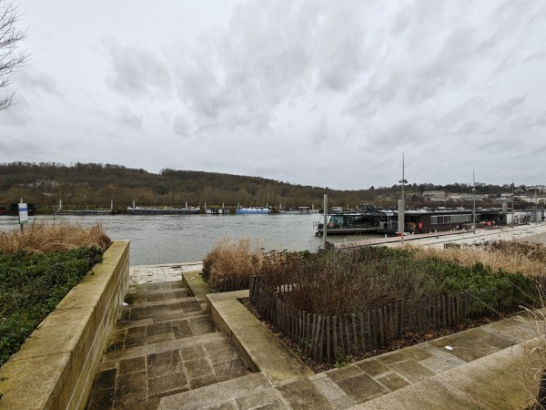 Camera chính 50MP của Xiaomi 15 Ultra sử dụng cảm biến Sony LYT-900