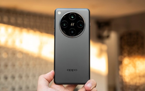 OPPO Find X8 là phiên bản tiêu chuẩn của dòng Find X8 series