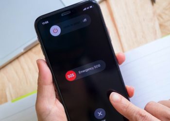 iPhone bị treo SOS khẩn cấp