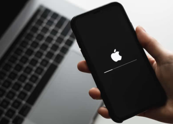 Mẹo siêu tốc khắc phục lỗi iPhone bị treo táo nhấp nháy