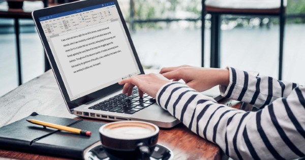 Nếu bạn có khả năng viết tốt, hãy thử sức với công việc cộng tác viên viết bài