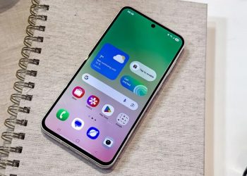 [Góc giải đáp]: Samsung Galaxy A56 5G có sạc không dây không?