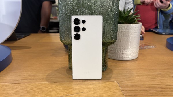 Samsung Galaxy S25 Ultra có camera góc rộng 200 MP