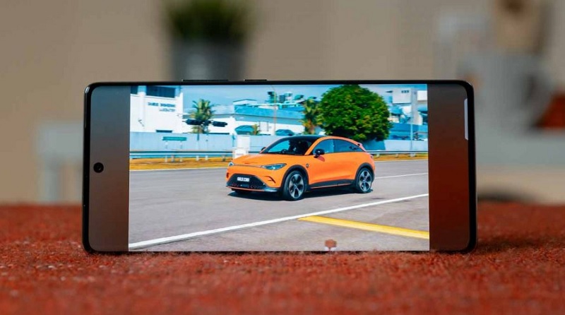 Trên tay TECNO CAMON 30S: Thiết kế sang trọng, màn hình cong, camera chất lượng, pin trâu giá chỉ 4,79 triệu đồng