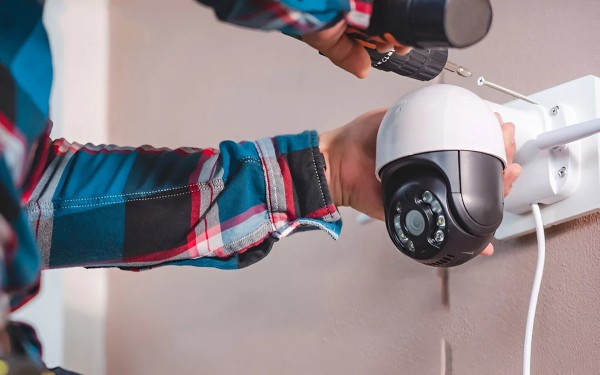 Hãy chắc chắn rằng đầu dây mạng LAN không bị lỏng hoặc đứt