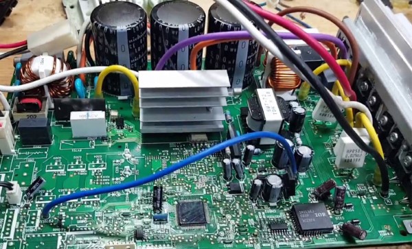 Mạch điện bị đứt hoặc hỏng bo mạch chính