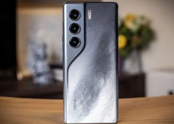 Đánh giá TECNO Camon 40 Pro