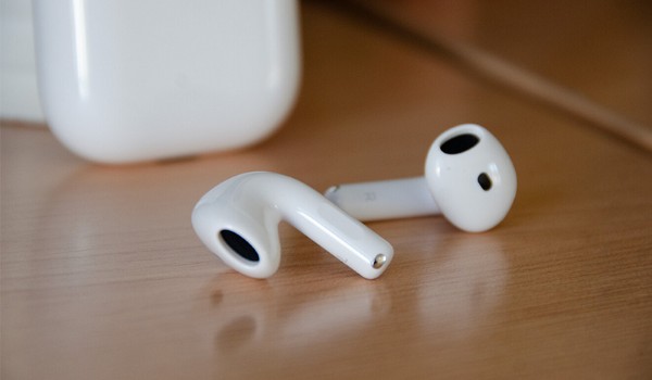 AirPods 4 sở hữu tính năng Voice Isolation (Tách giọng nói) mới trên iOS 18