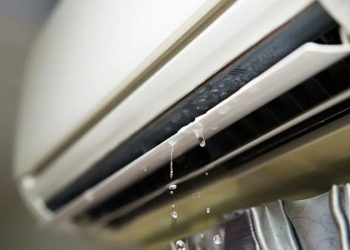 Điều hòa bị chảy nước