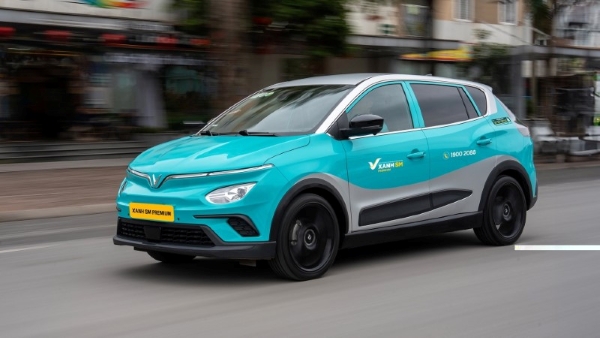 Taxi Xanh VinFast - Xanh SM sử dụng hoàn toàn xe điện