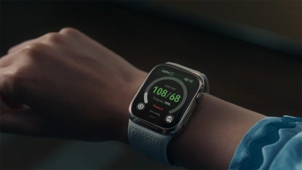 Huawei Watch D2 được chế tác từ hợp kim nhôm cao cấp