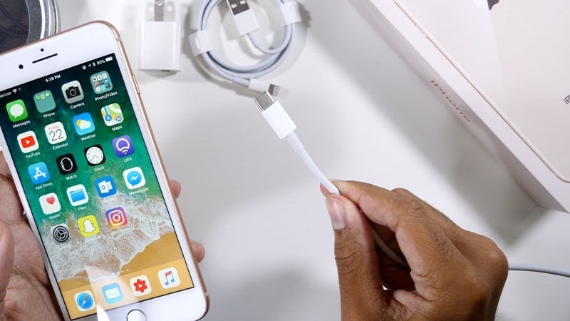 iphone 8 có sạc nhanh không