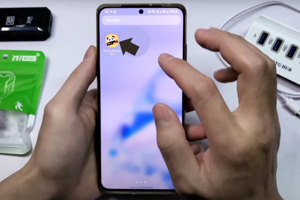 Dùng cáp OTG hoặc Bluetooth để kết nối chuột và bàn phím với điện thoại