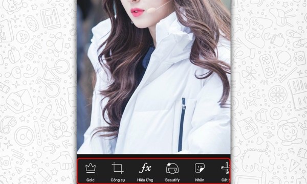 Các thanh công cụ sẽ xuất hiện ở phía dưới màn hình