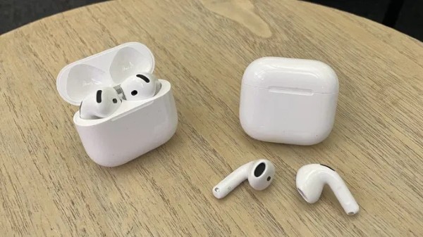 Tùy vào nhu cầu sử dụng, bạn có thể chọn AirPods 4 hoặc AirPods 4 ANC