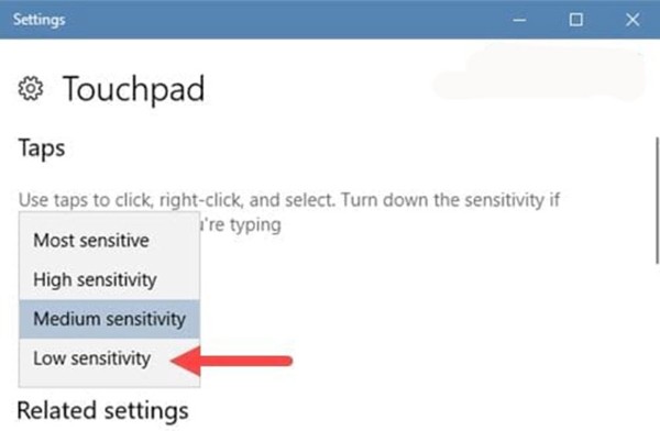 Giảm độ nhạy touchpad xuống mức thấp hoặc trung bình 