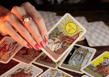 Xem bói bài Tarot online